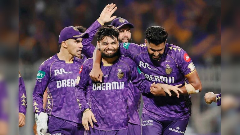 IPL 2026: KKR की टीम किस प्लेयर के लिए प्रतिदिन टिकट बुक और रद्द कर रही है? नाम जान हो जाएंगे हैरान