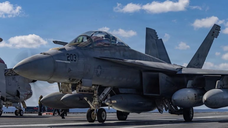 Iran War : अमेरिकन फायटर जेट्स भारत कधीही खरेदी का करत नाही? वाचा अमेरिकेच्या 'डबल गेम'ची ती जुनी गोष्ट!