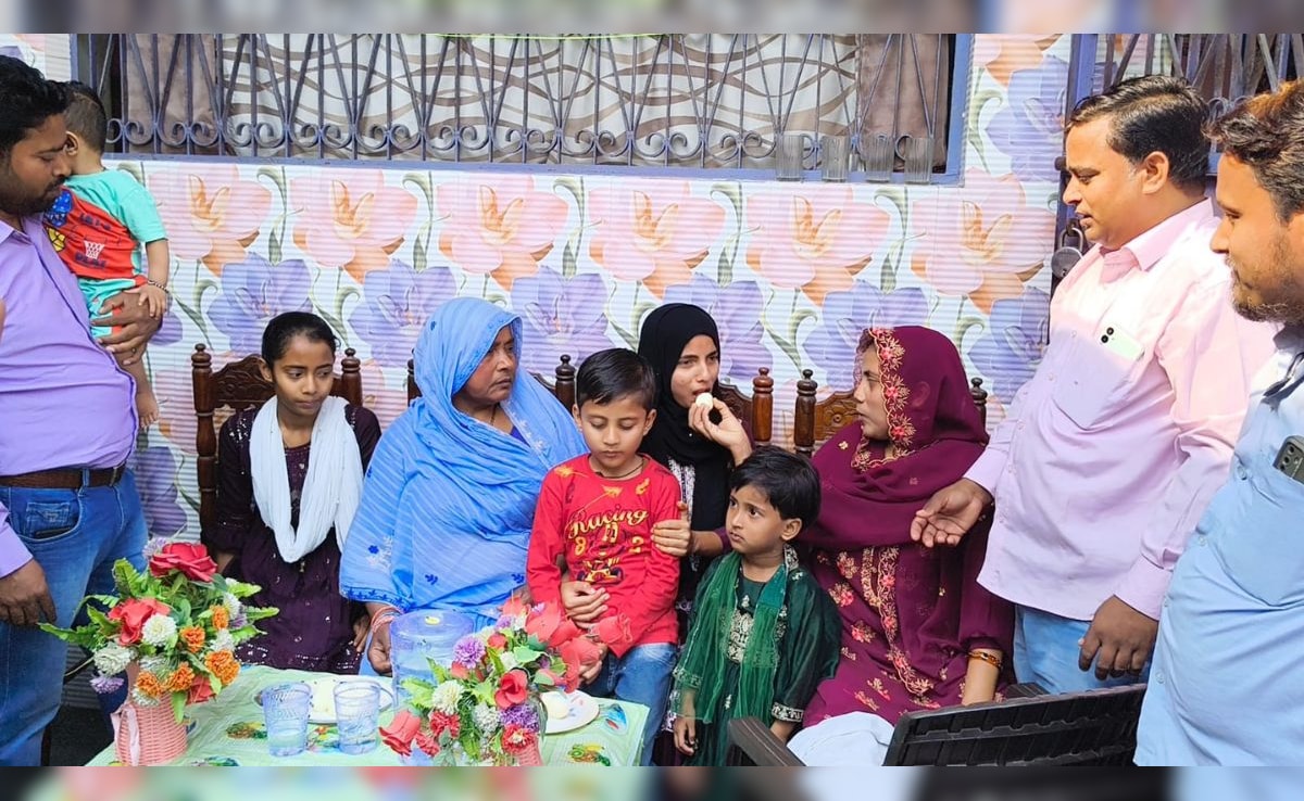 Bihar Board 10th Result: गरीबी को मात देकर टायर बेचने वाले की बेटी सबरीन परवीन ने किया टॉप, कमाल की है कहानी