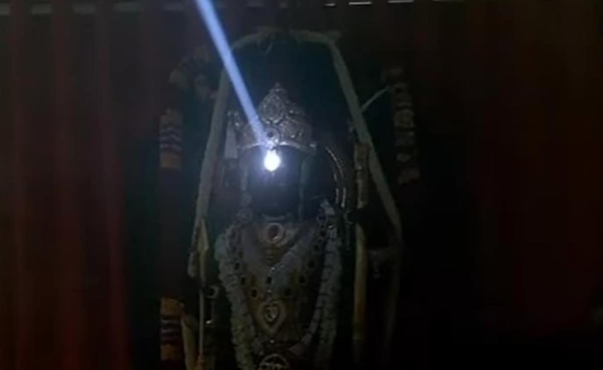 LIVE: देशभर में आज चैत्र रामनवमी की धूम, अयोध्या में होगा रामलला का सूर्य तिलक