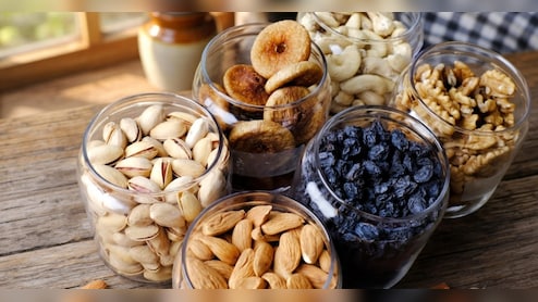 काजू, बादाम हो या किशमिश, हर ड्राई फ्रूट शरीर को देता है अलग ताकत, जानें किसके कितने फायदे