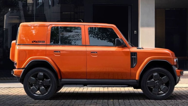 JSW's Chery iCaurV23-Based SUV Spied Testing In India