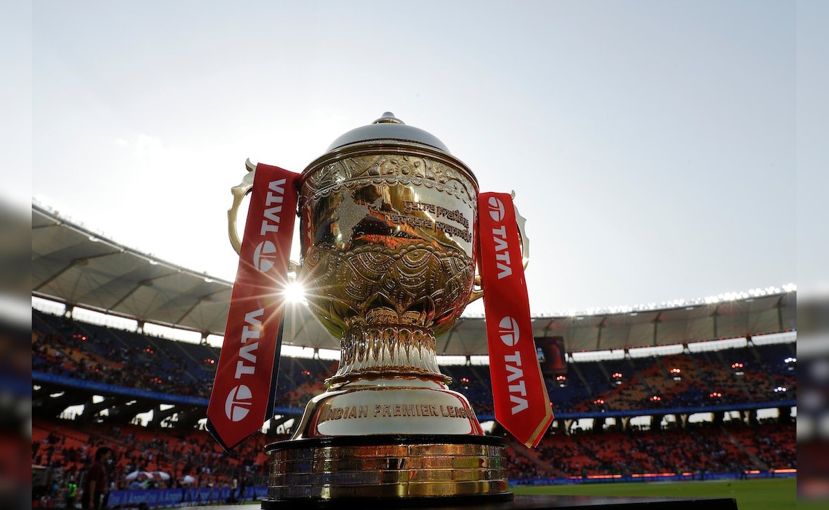 IPL 2026: इन तीन खिलाड़ियों के हाथों से जाएगी IPL कप्तानी, सीजन में खराब प्रदर्शन बनेगी वजह | Three IPL Captains Likely to Lose Leadership Roles After IPL 2026 named axar patel rishabh pant and ajinkya rahane - NDTV India