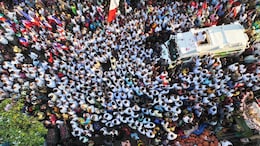 EPS Kicks Off Chennai Campaign, 'Jayalalithaa Style', With Mylapore Show of Strength