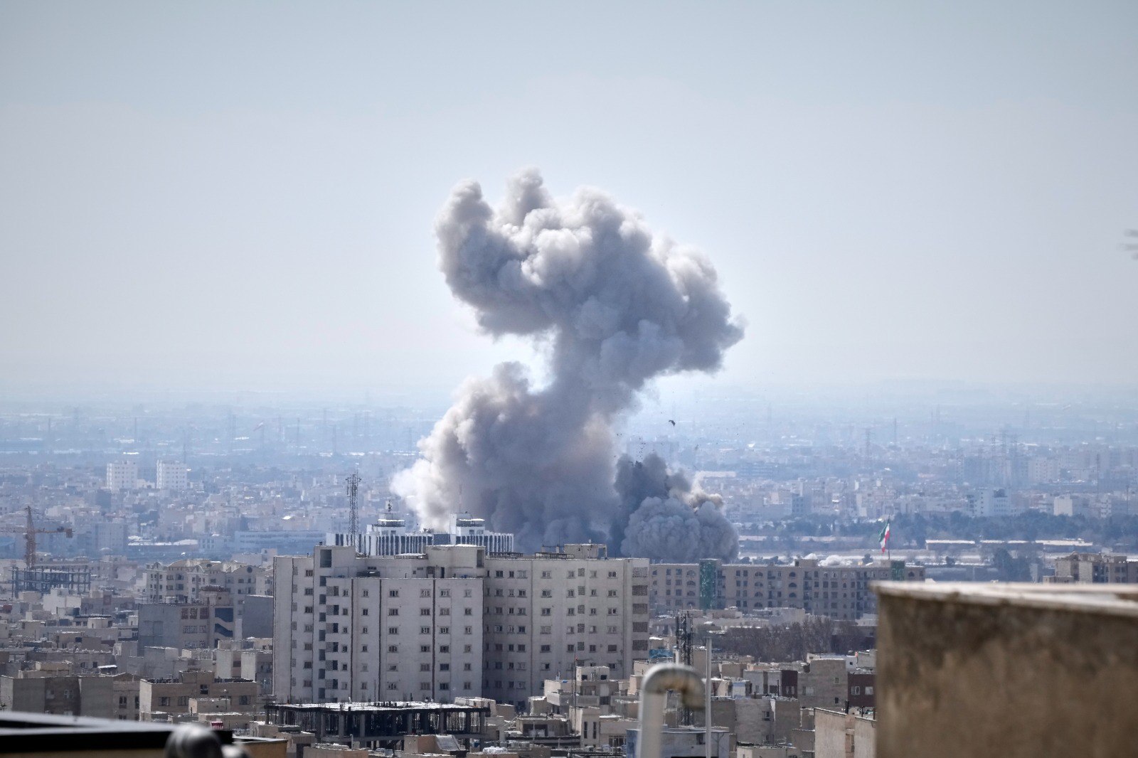 US Sending 2,500 Marines To Middle East As Iran War Intensifies