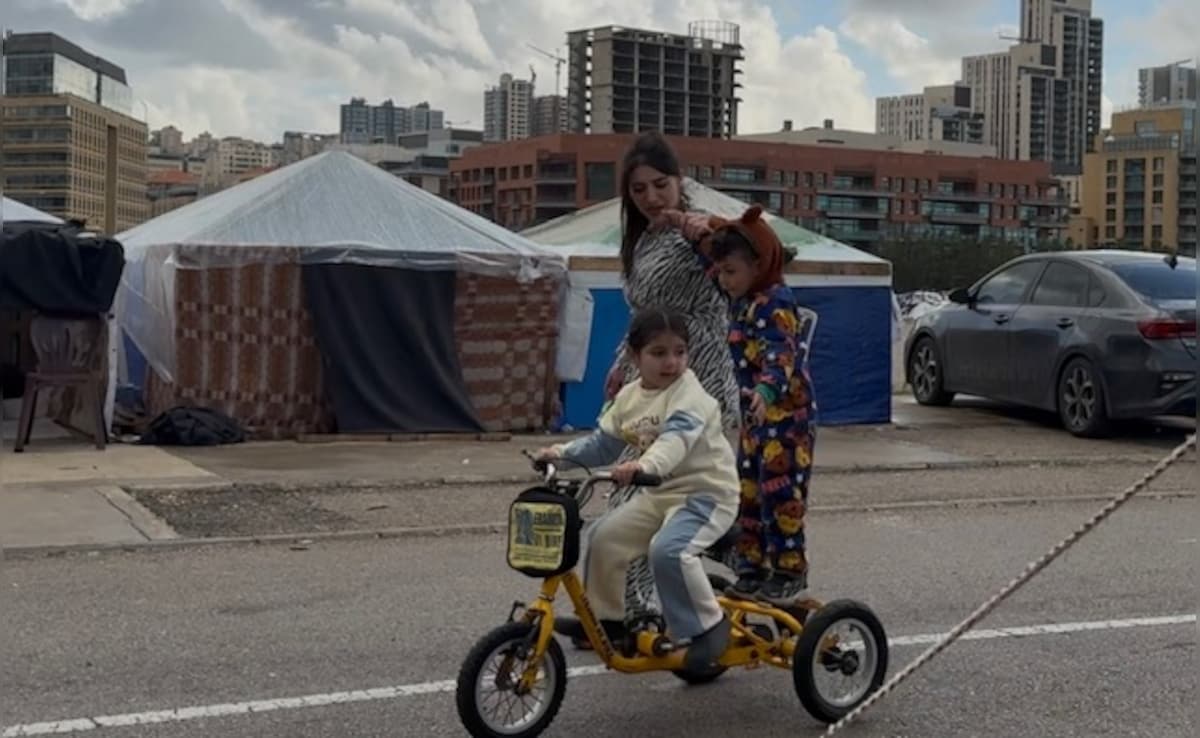 'No Bathrooms, Not Enough Food': Children Displaced By Attacks In Lebanon