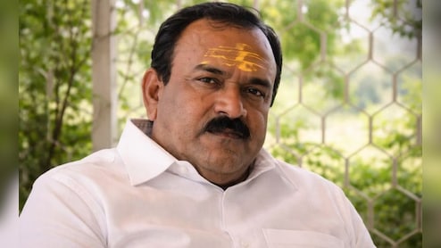 रेप केस के बाद जमीन घोटाले में बढ़ी अशोक खरात की मुसीबत, पुलिस ने 2 करीबियों को दबोचा