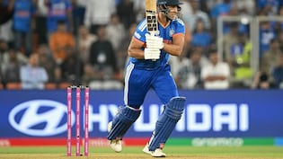 ट्रेन में टीटी ने पूछा-शिवम दुबे कौन है? वो क्रिकेटर? पत्नी बोलीं-वो यहां क्यों आएगा...थर्ड AC से मुंबई पहुंचा टीम इंडिया का स्टार