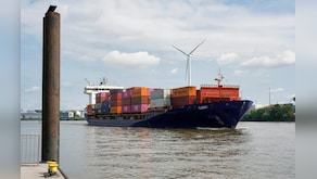 Govt Calls Urgent Meet With Exporters As Middle East Tensions Disrupt Shipping