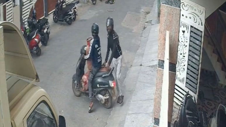 On Camera, Gas Cylinders From Bengaluru Home Stolen Amid LPG Supply Concerns