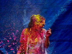 Holi 2026 Eye Care And Protection Tips: होली खेलने के बाद आंखों में जलन हो जाए तो क्या करें? तुरंत राहत कैसे पाएं?