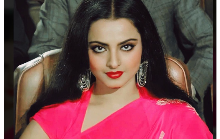 रेखा का जिगरी दोस्त, जिसने अमिताभ बच्चन के स्टारडम को दी थी चुनौती, श्रीदेवी- जया के साथ दी हिट फिल्में, नेटवर्थ में भी बिग बी से नहीं है कम