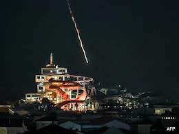 Amazon's Cloud Unit Reports Fire After Objects Hit UAE Data Center