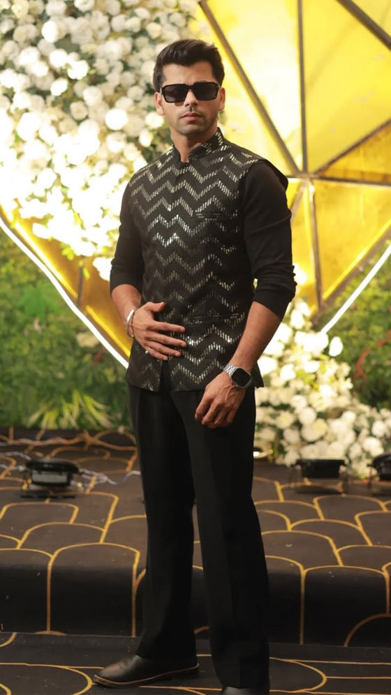 Siddharth Nigam&rsquo;s Stylish Black Look