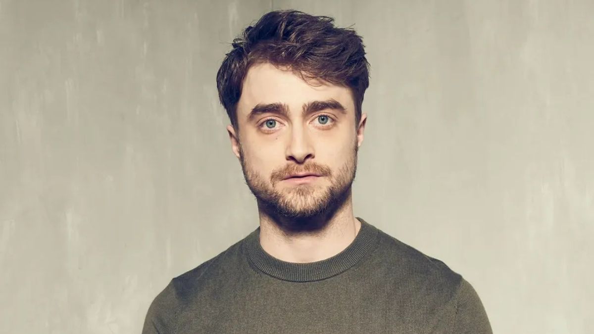Daniel Radcliffe Shares How "Intrusive Thoughts" About His Death Pushed Him To Quit Smoking After 20 Years
