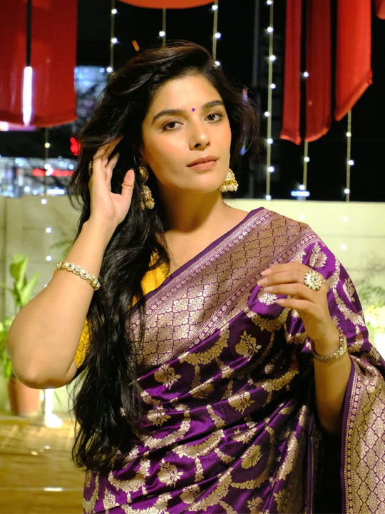 Pooja Gor Serves Royal Glam in a Stunning Purple Saree