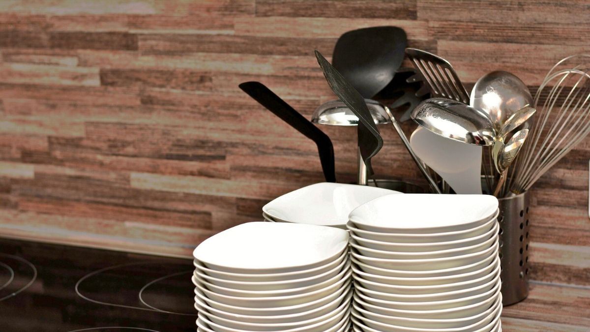 'Will Stay Open Till Last Drop': Bengaluru Hotels' SOS Over Commercial Gas