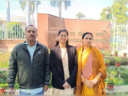 पिता करते थे कैरी बैग सप्लाई और बेटी बन गई IAS, गरीबी में पली रितिका ने छू लिया आसमान