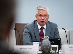 Fed's Waller Cautious On Oil, May Advocate Rate Cuts Later