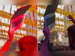 गुरुग्राम ऑफिस की ‘कॉरपोरेट होली’ वायरल, लैपटॉप लेकर डांस करता दिखा युवक, इंटरनेट बोला- असली कर्मचारी