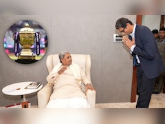 कर्नाटक में माननीयों का 'पावर प्ले', झुकी सरकार, हर विधायक को मिलेंगे 2 VIP टिकट