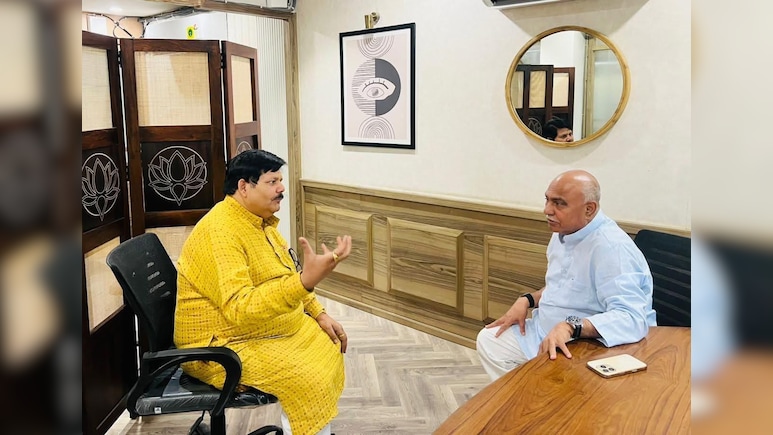 अपनी ही सरकार के खिलाफ धरना, भिंड से भोपाल तक गूंजा लहार का मामला