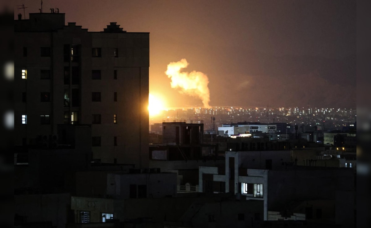 US, Israel-Iran War News Live Updates: "Tonight Will Be Biggest Bombing Campaign Yet," Says Trump Aide