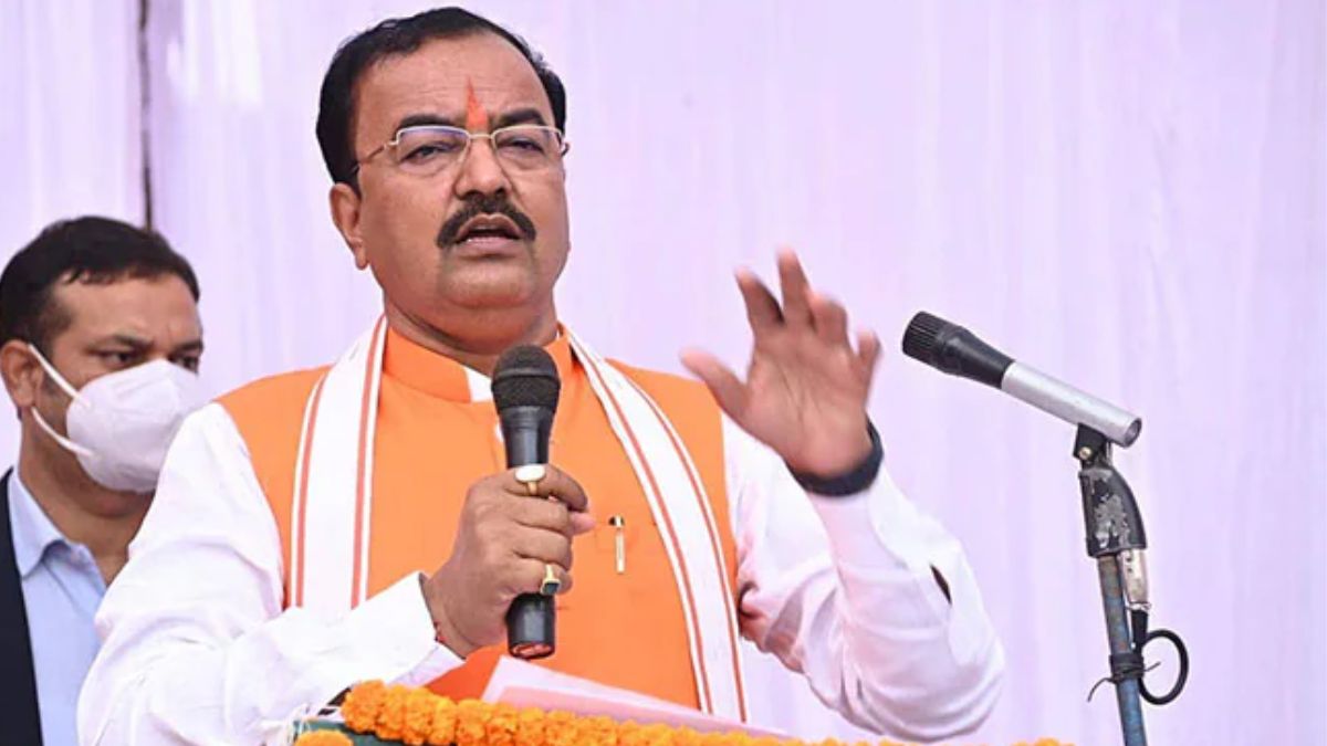 बाल-बाल बचे केशव प्रसाद मौर्य, कौशांबी जा रहे डिप्टी सीएम के हेलीकॉप्टर की हुई इमरजेंसी लैंडिंग, सब सेफ