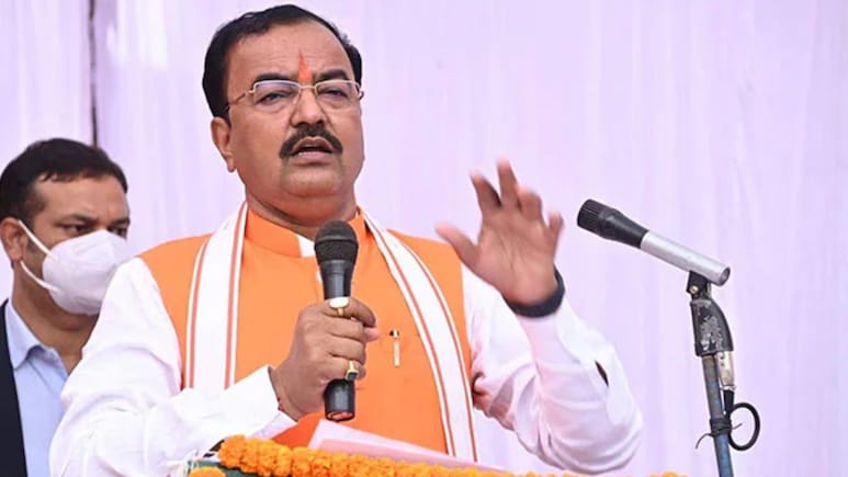 बाल-बाल बचे केशव प्रसाद मौर्य, कौशांबी जा रहे डिप्टी सीएम के हेलीकॉप्टर की हुई इमरजेंसी लैंडिंग, सब सेफ