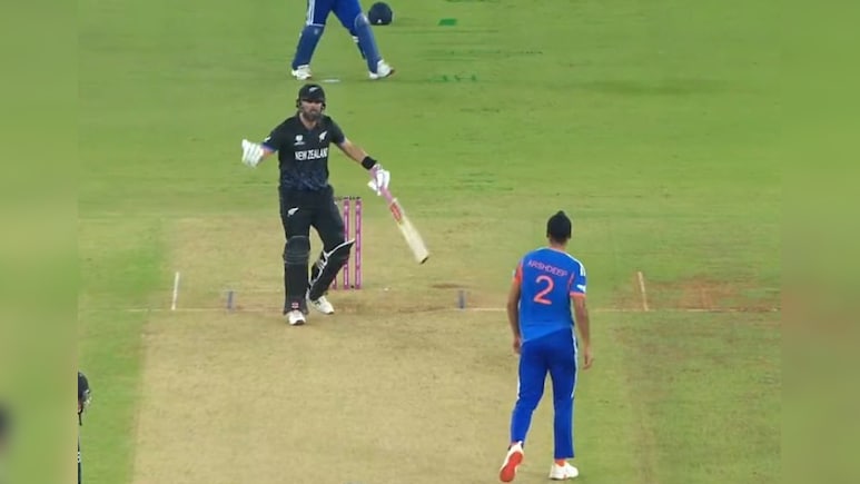 'मैं मिचेल को सॉरी बोलने गया था', डेरिल के साथ हुए झड़प पर अर्शदीप ने दी सफाई, जान बूझकर मारा था गेंद?