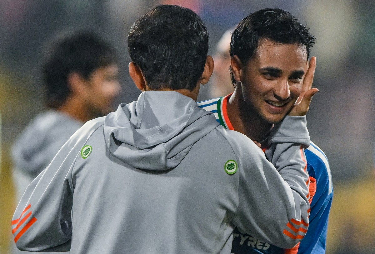 Abhishek Sent Brutal 'Headless Batting' Message After Flop Show vs England