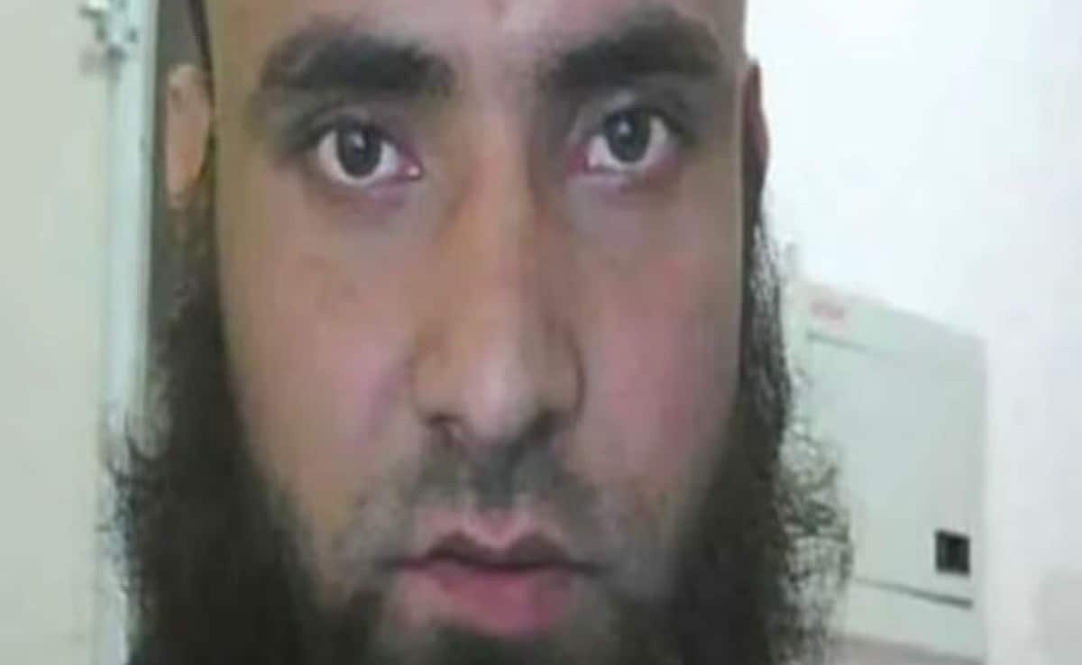 लश्कर आतंकी शब्बीर अहमद लोन दिल्ली बॉर्डर से गिरफ्तार, बांग्लादेश में बैठकर ISI के इशारे पर बनाया मॉड्यूल