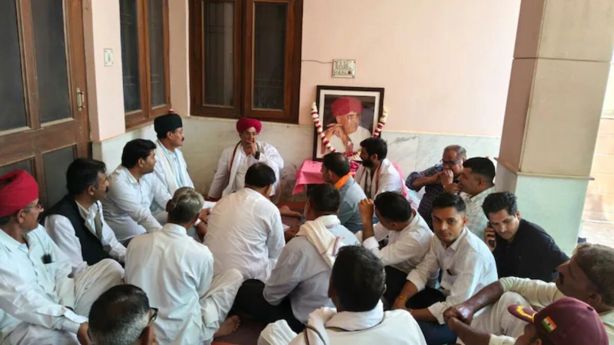 Rajasthan: राजस्थान TSP क्षेत्र में आरक्षण पर रार, विजय बैंसला ने CM को लिखा पत्र, उठाई आरक्षण की मांग