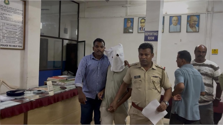 संबंध बनाए, अश्&zwj;लील वीडियो... गोवा पार्षद के बेटे की करतूत से हड़कंप, पुलिस ने लगाई POCSO की धाराएं