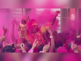 होली में रंग में रंगे गृह राज्य मंत्री जवाहर सिंह बेढ़म, ढोल की थाप पर जमकर थिरके&nbsp;