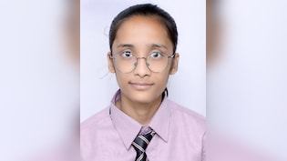 RBSE 10th Result Out 2026: राजस्थान बोर्ड 10वीं रिजल्ट में चेष्टा शर्मा ने किया Top, इतने नंबर लाकर रचा इतिहास