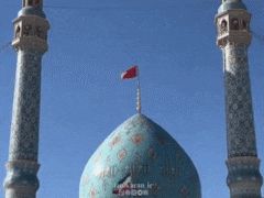 ‘बदले’ का ऐलान? ईरान में खामेनेई की मौत के बाद जामकरान मस्जिद पर लाल झंडा क्यों फहराया गया