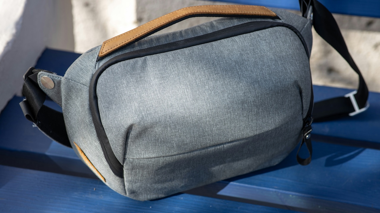 Small Sling Bags, Big Problem: Why Your Essentials Never Fit Right Small Sling Bags, Big Problem: Why Your Essentials Never Fit Right