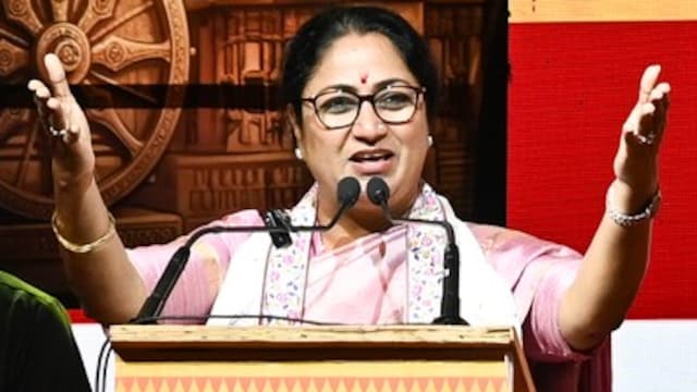 Delhi CM Rekha Gupta announcing her plans for the merger