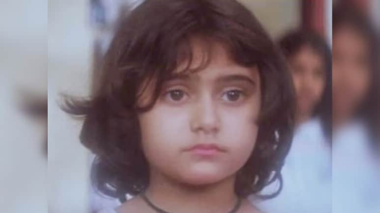 38 साल बाद श्रीदेवी को टक्कर देने लगी मिस्टर इंडिया की नन्ही बच्ची, डिंपल पर फिदा हुए फैंस, बोले- प्रीति जिंटा जितनी क्यूट