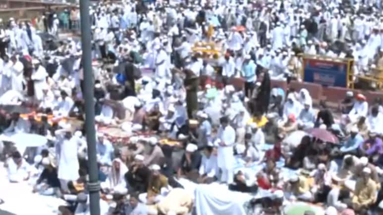 Alvida Juma: जयपुर में 'अलविदा जुमा' की रौनक, जामा मस्जिद पर उमड़ा अकीदतमंदों का सैलाब, अमन-चैन के लिए उठे हजारों हाथ
