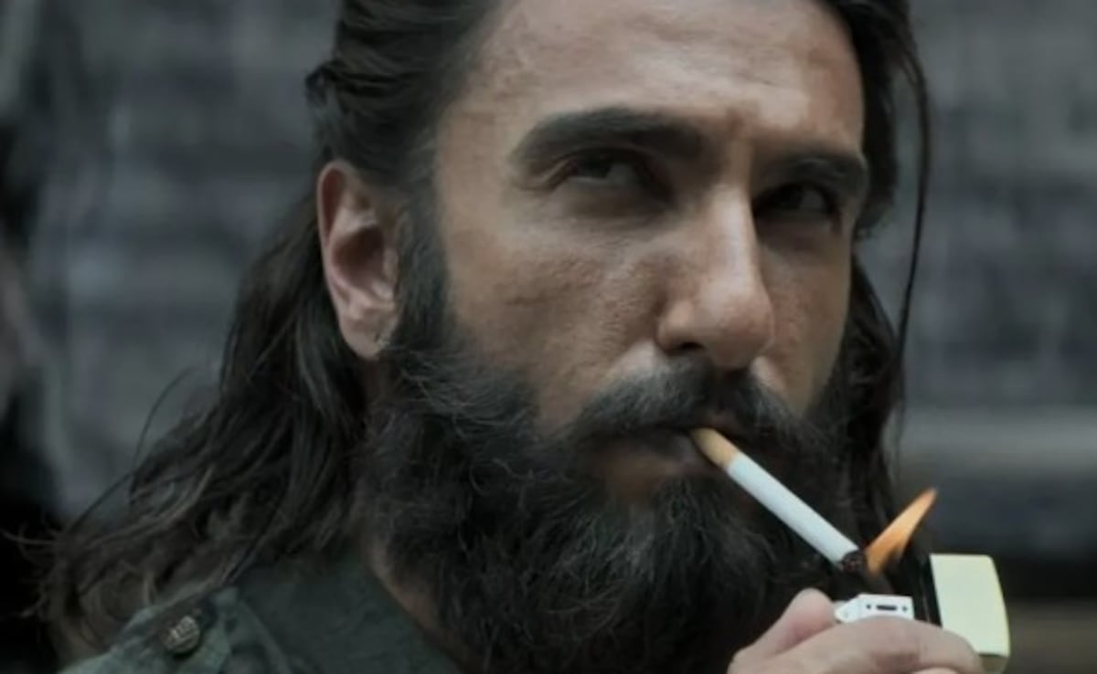 टॉक्सिक से टली टक्कर तो धुरंधर 2 की राह में कांटे बिछाने आया 54 साल का ये हीरो, पहले दे चुका है कई ब्लॉकबस्टर