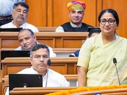 Delhi Budget: दिल्ली की बेटियों के लिए साइकिल, फ्री बस, मेधावी छात्रों को लैपटॉप... CM रेखा गुप्ता ने बजट में दिए तोहफे