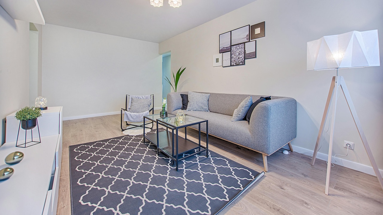 Anti-skid rugs for modern homes