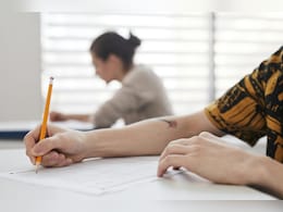 10वीं बोर्ड रिजल्ट के बाद कैसे शुरू करें NEET-JEE की तैयारी? छात्रों और पेरेंट्स के लिए 10 टिप्स