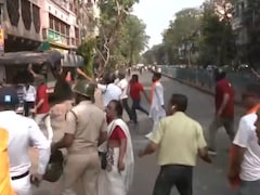 पीएम मोदी की रैली से पहले कोलकाता में TMC और BJP कार्यकर्ताओं के बीच झड़प, मंत्री शशि पांजा के घर पर पत्थरबाजी