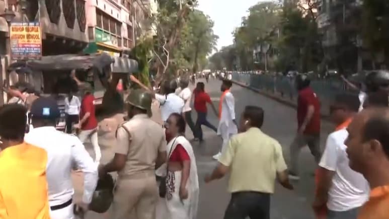 BJP, Trinamool Workers Clash In Kolkata Ahead Of PM Modi's Rally