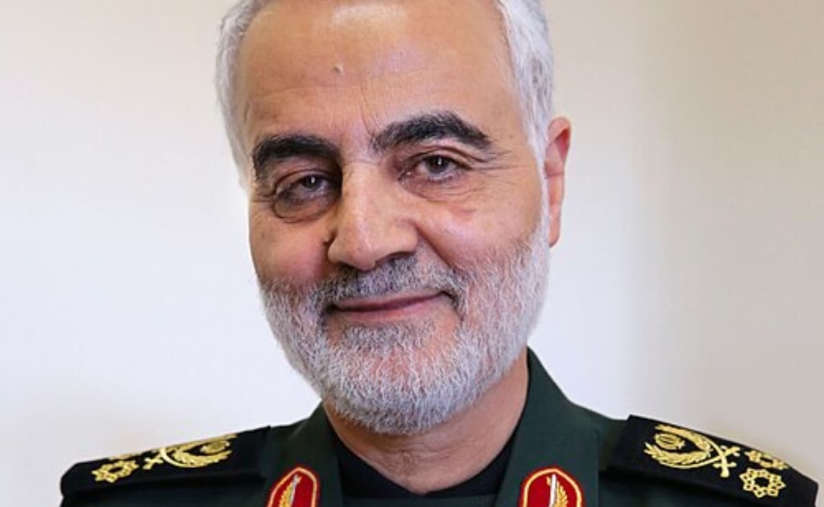 ईरानी कुद्स फोर्स के कमांडर जनरल कासिम सुलेमानी ईराक की राजधानी बगदाद में तीन जनवरी 2020 को हुए एक ड्रोन हमले में मारे गए थे.