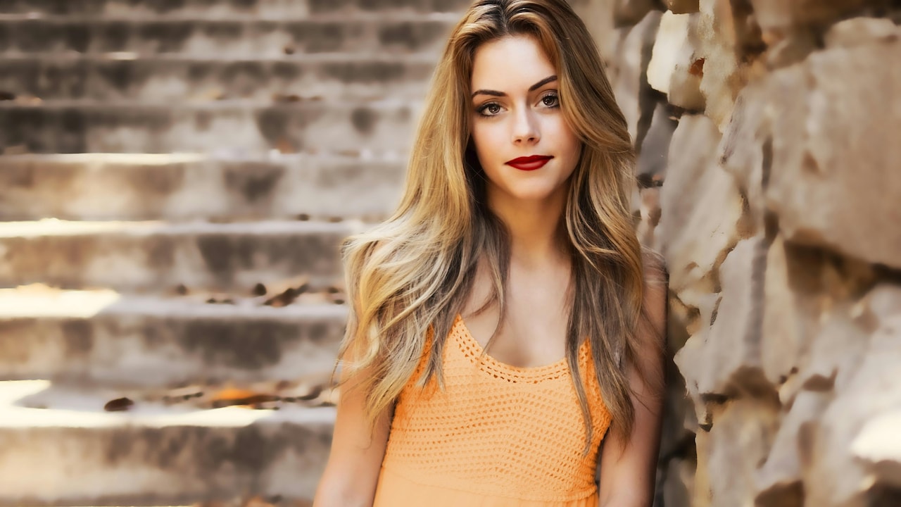 Bought A Statement Dress For One Event? Here's Why It Happens And What To Do Instead Bought A Statement Dress For One Event? Here's Why It Happens And What To Do Instead