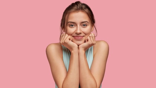 डल हो गई है आपकी स्किन, खो गई है चमक? तो स्किन में फिर से जान डाल सकते हैं ये Collagen Gel Base Beauty Product